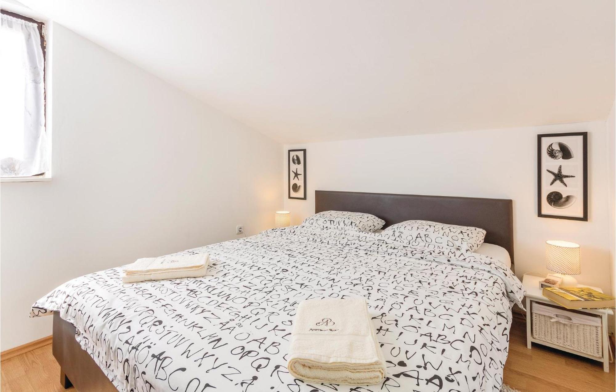 Amazing Apartment In Medulin With Wifi Exteriér fotografie