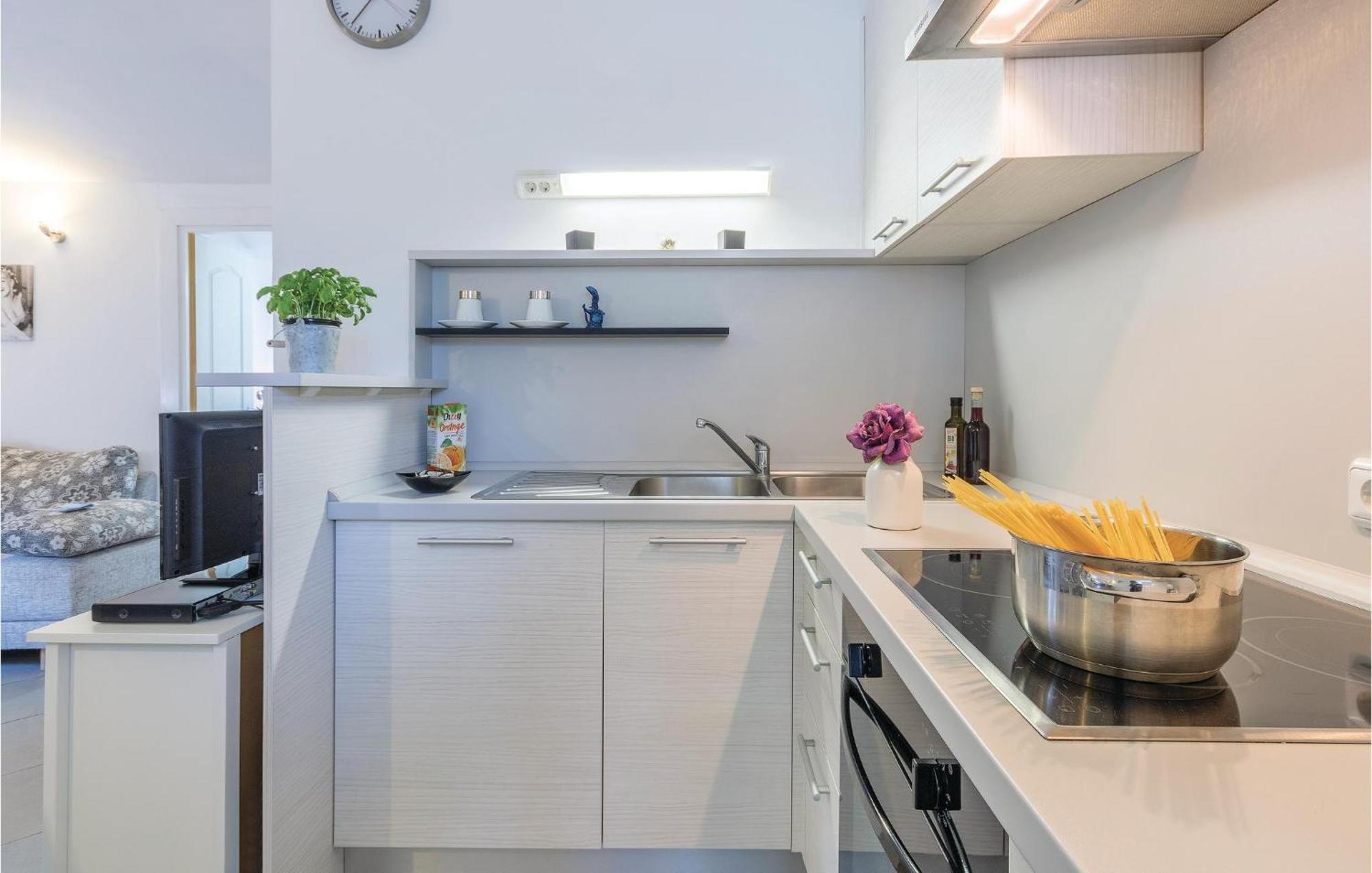 Amazing Apartment In Medulin With Wifi Exteriér fotografie